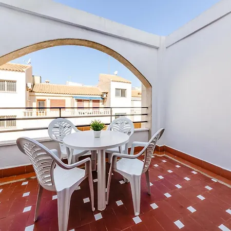 Apartment Cozy Near The Sea Torrevieja