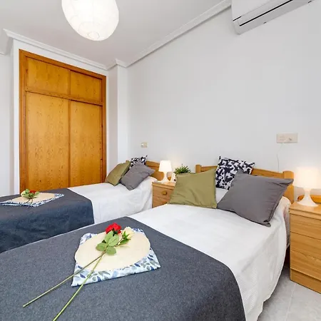 Apartment Cozy Near The Sea